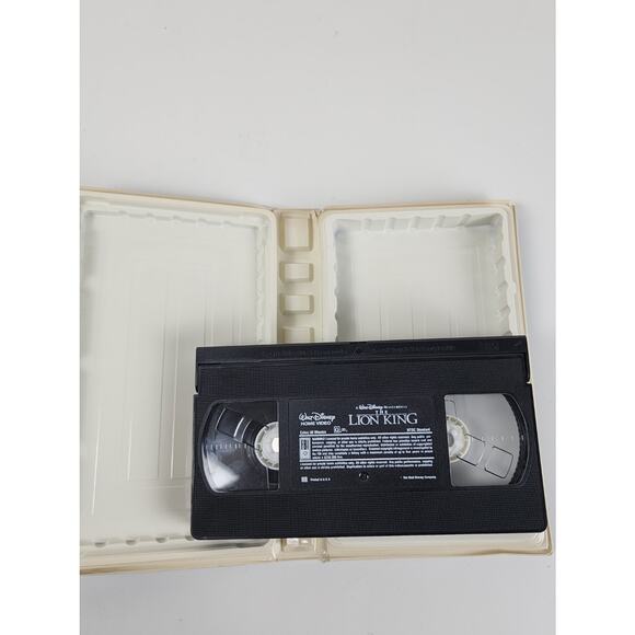 Vintage Walt Disney's THE LION KING VHS Movie - 1994 Masterpiece Collection - Picture 6 of 7